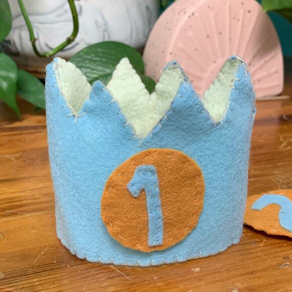Handmade Sewn Felt Baby Kid Birthday Crown for 1-5 Years - Picture 3 of 4